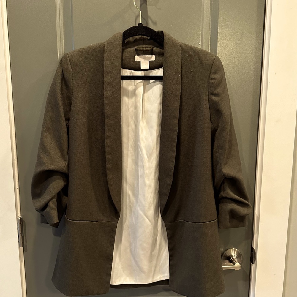 H&M Forest Green Blazer with 3/4 Sleeves